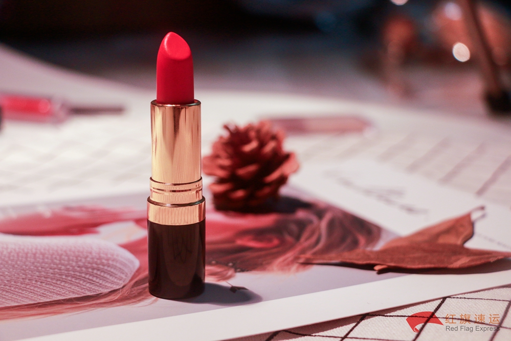 16588068538398.jpg 攝圖網(wǎng)_500617812_口紅(企業(yè)商用)_副本.jpg